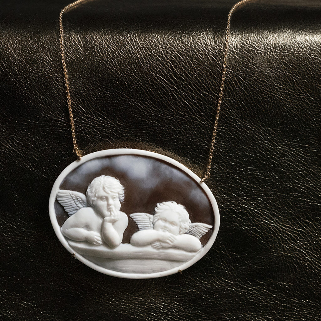 Cammeo collection pendant in rose gold and cameos