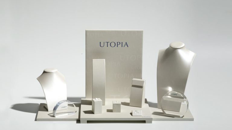 Utopia display