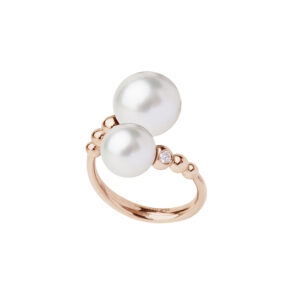 Perlage ring with freshwater pearls and diamonds