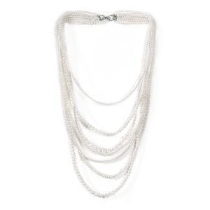 Necklace with freshwater pearls and white gold