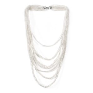 Necklace with freshwater pearls and white gold